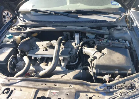 2008 Volvo S60 2.5T z USA, uszkodzony, nr VIN YV1RS592682683786